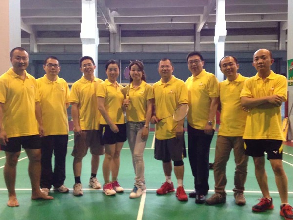 必一·运动(B-Sports)团队建设-羽毛球活动